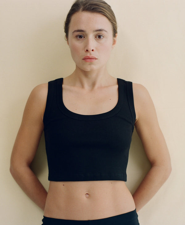 HILLIE CROP | Black