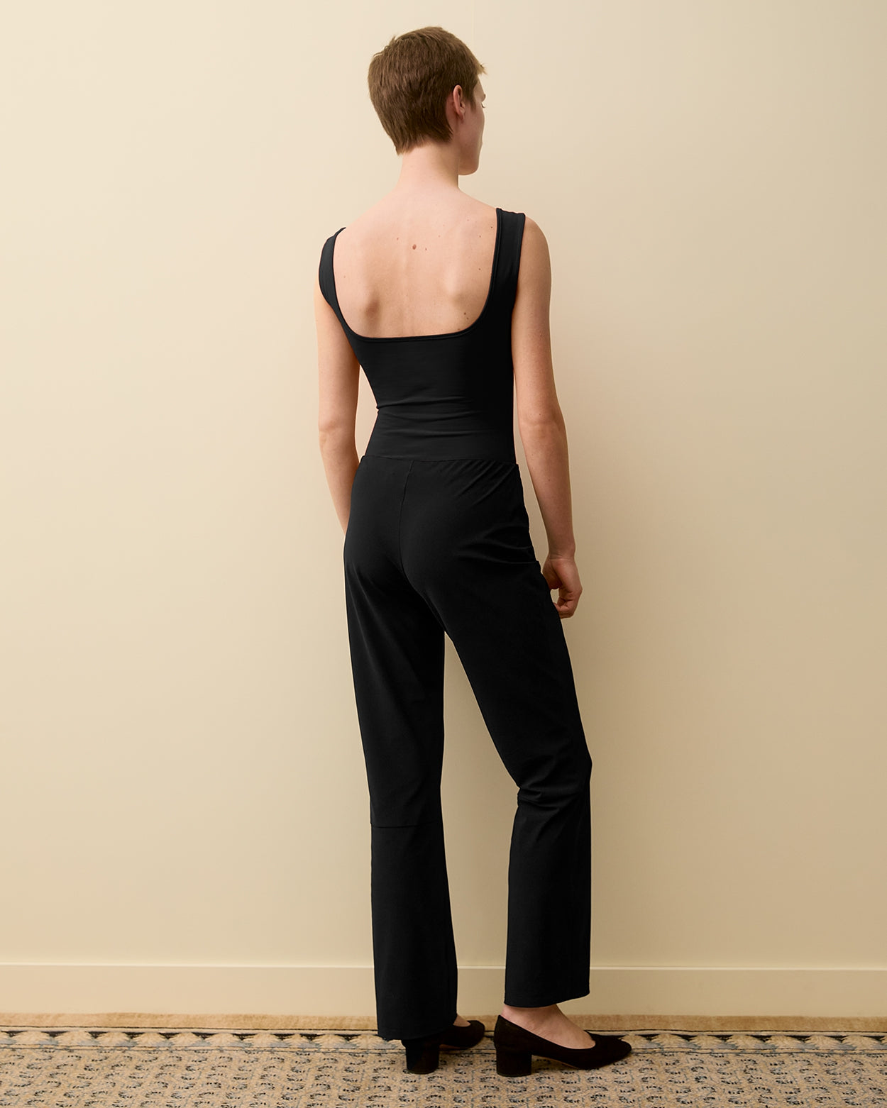 NUR BODY | Black