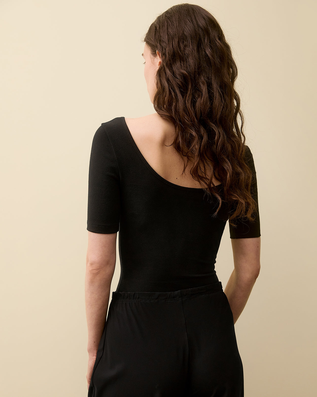PIEN BODY | Black