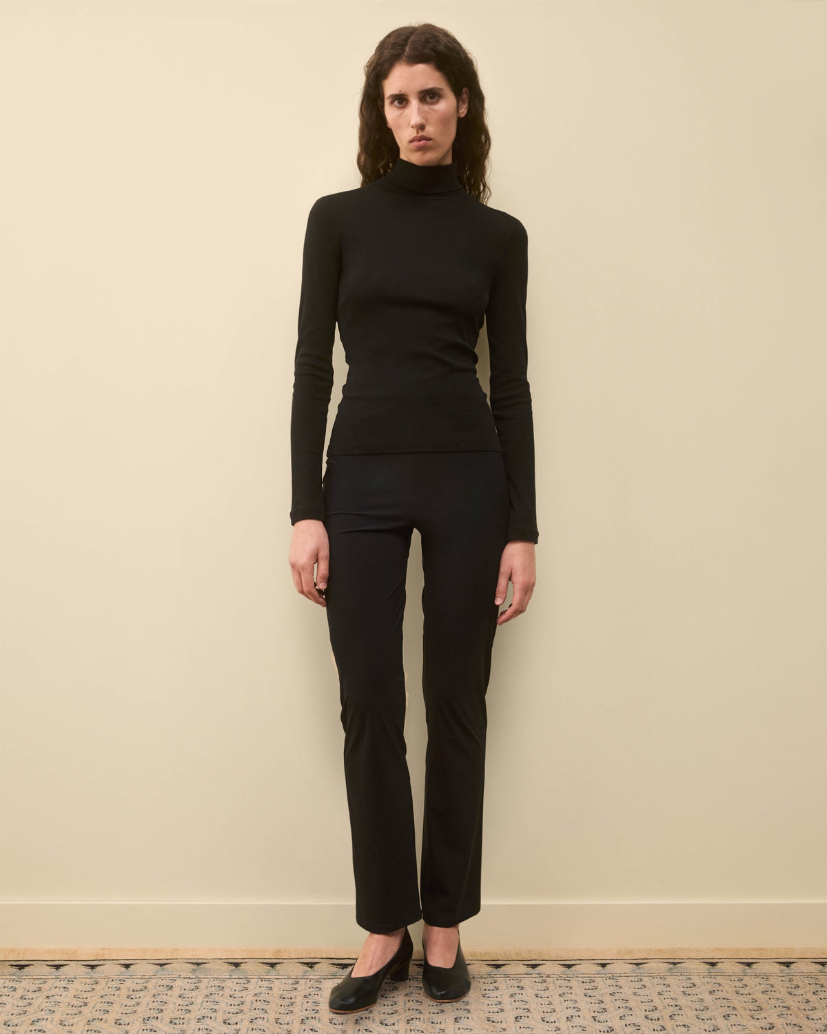 DINAH TURTLENECK LIGHTWEIGHT | Black