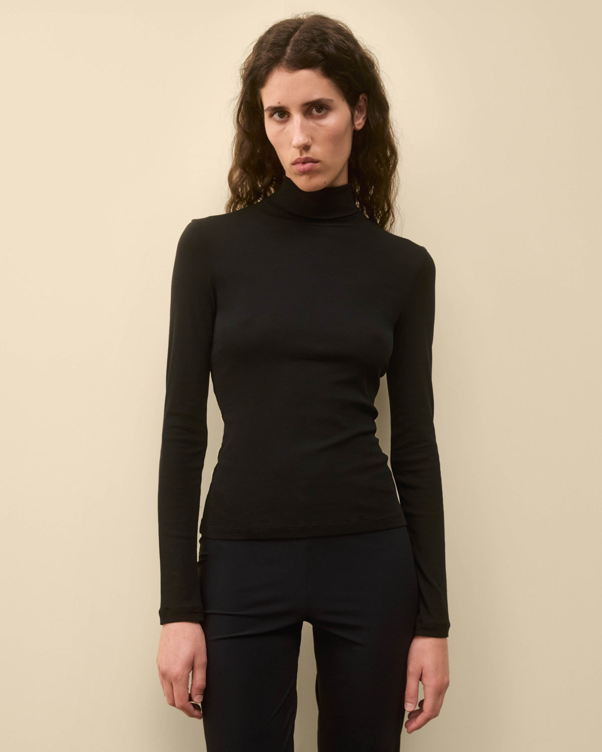 DINAH TURTLENECK LIGHTWEIGHT | Black