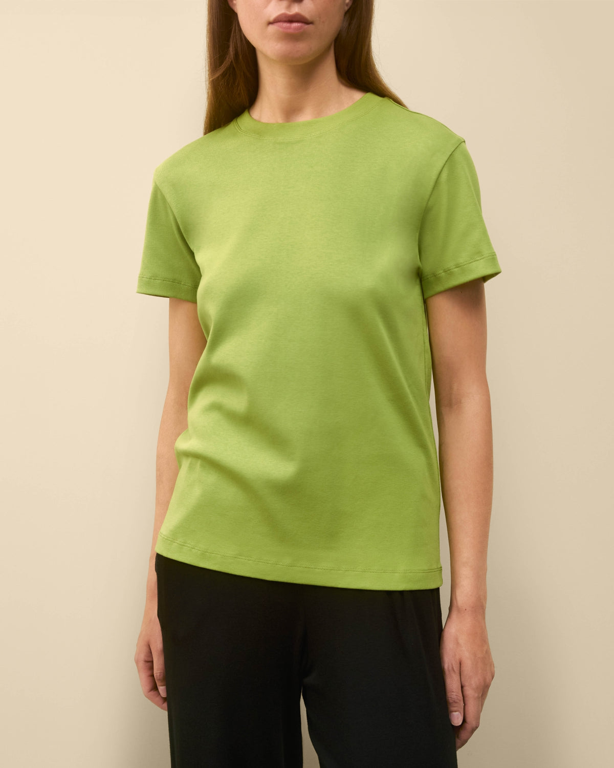 MONICA TEE | Pea