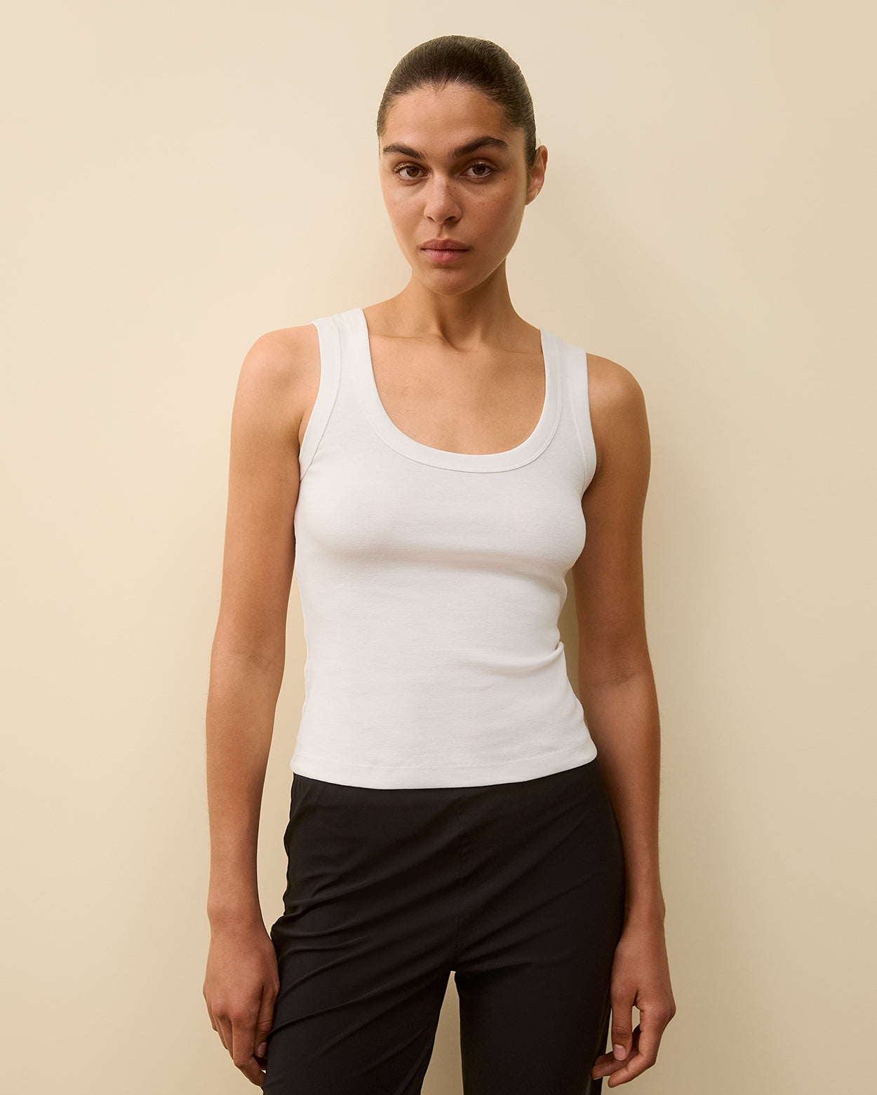 HILLIE TANK | White