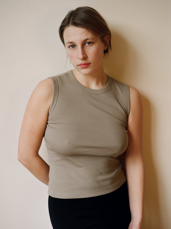 ESMÉ TANK